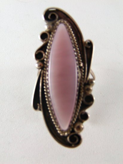 NATIVE AMERICAN NAVAJO STERLING SILVER PINK MOTHER OF PEARL RING SZ 6 3/4