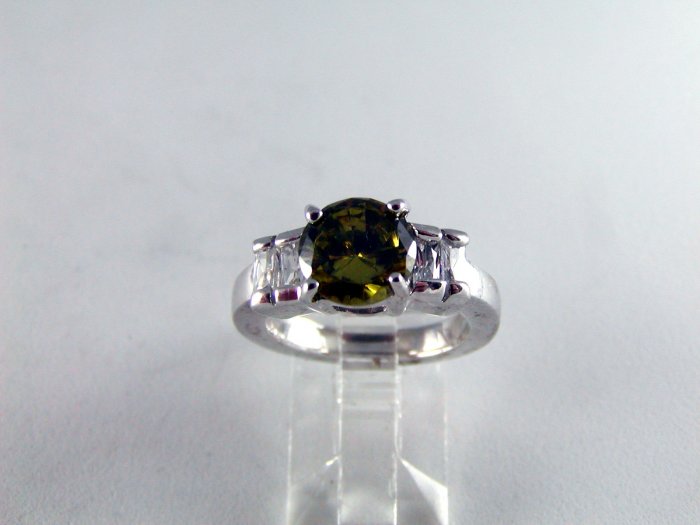 VINTAGE STYLE STERLING SILVER PERIDOT AND CZ RING SZ 5 1/2