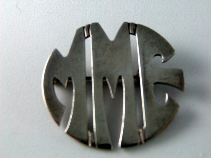 VINTAGE LEONORE DOSKOW STERLING SILVER INITIAL BROOCH MME
