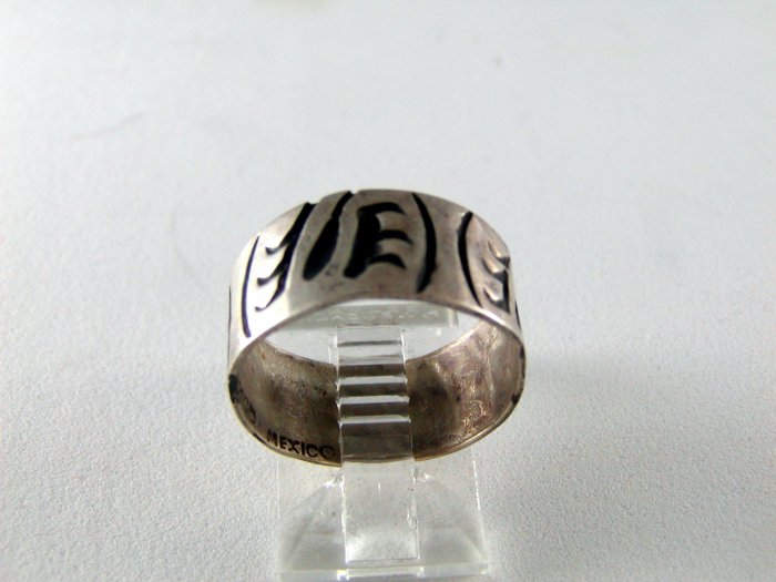 VINTAGE MEXICO MEXICAN STERLING SILVER BAND RING SIZE 7