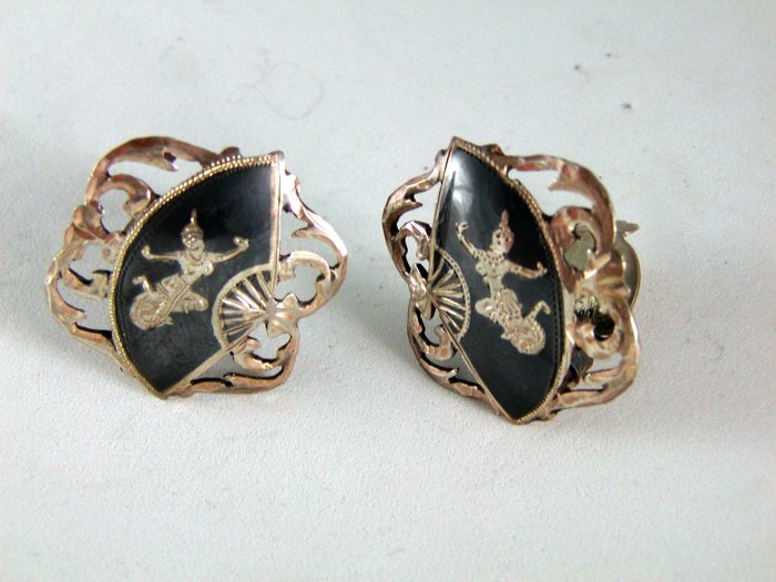 VINTAGE STERLING SILVER NIELLO SIAM CLIP ON EARRINGS