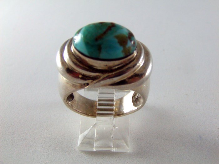 STERLING SILVER TURQUOISE RING SIZE 9