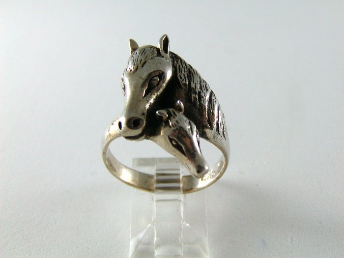 VINTAGE STERLING SILVER MOTHER HORSE COLT RING SZ 9 3/4