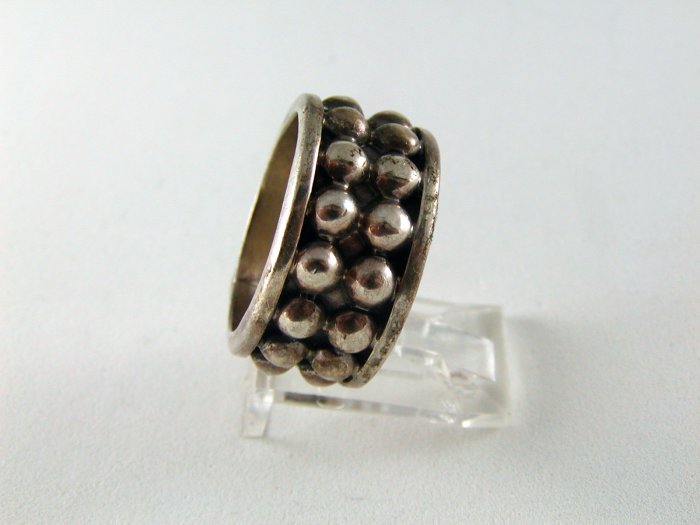VINTAGE MEXICAN STERLING SILVER BAND RING SZ 8