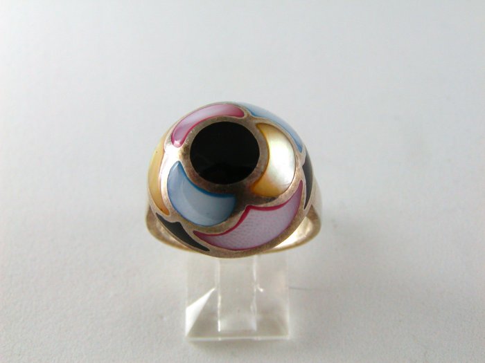 STERLING SILVER MOTHER OF PEARL RING SIZE 9 1/4