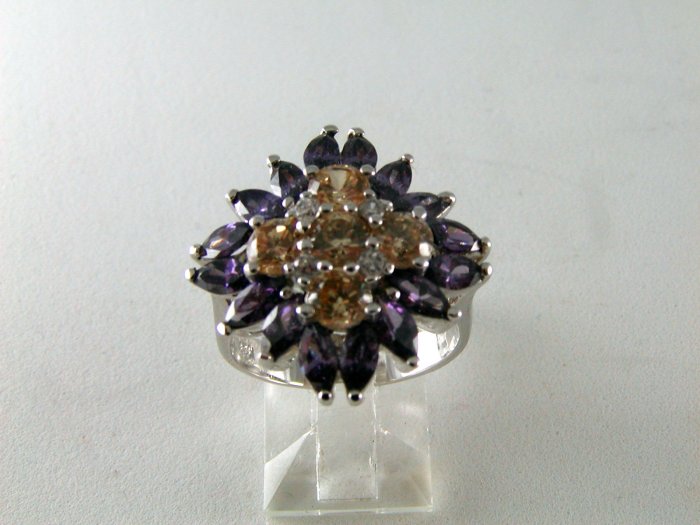 VINTAGE STYLE STERLING SILVER AMYTHEST CZS COCKTAIL RING SZ 7 1/2