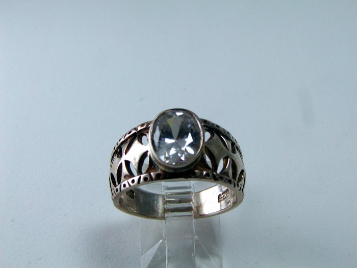 STERLING SILVER FILIGREE SPARKLY CZ RING SIZE 8 1/4
