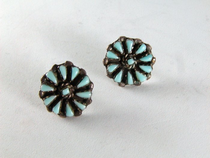 VINTAGE NATIVE AMERICAN STERLING SILVER TURQUOISE PIERCED EARRINGS