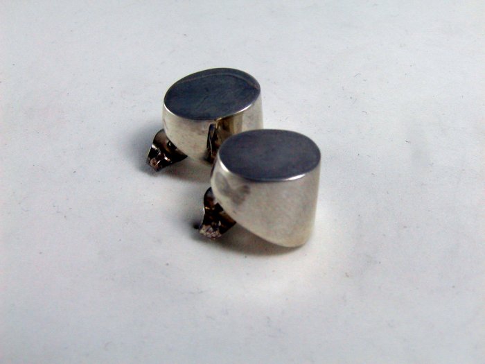 VINTAGE STERLING SILVER PIERCED EARRINGS