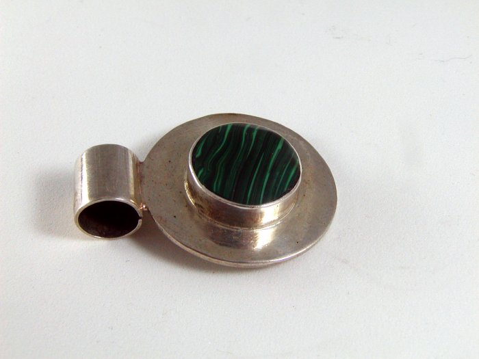 VINTAGE MEXICAN MEXICO TAXCO STERLING SILVER MALACHITE PENDANT