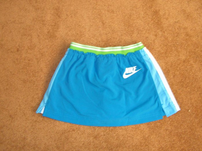 Girls Nike stripe blue skort skirt bottom size 7-8 NWT