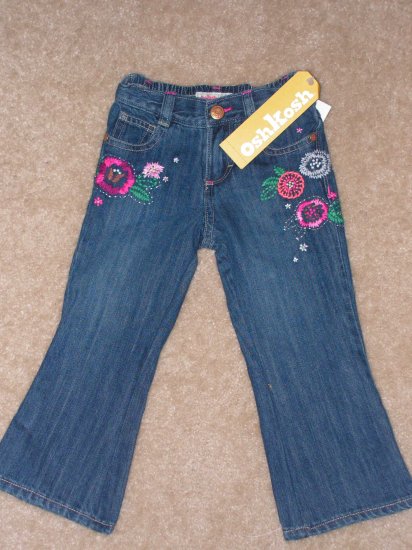 Girls toddlers Oshkosh jeans with flower applique sz 2T