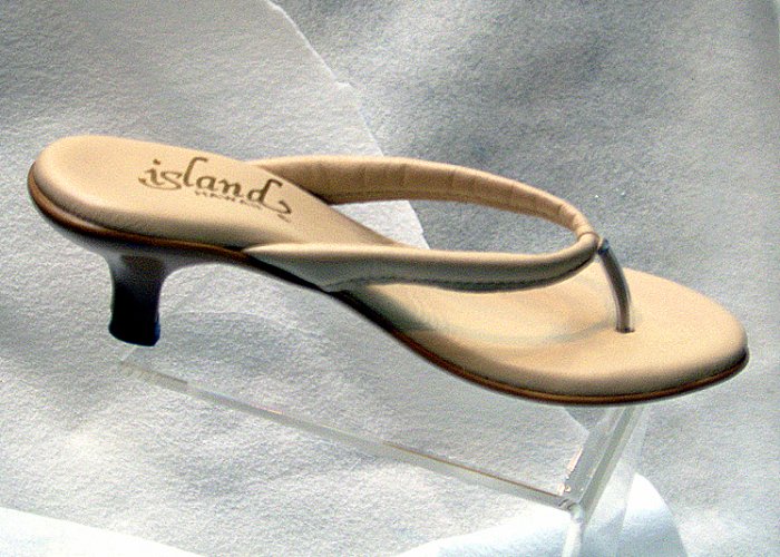 Island Slipper Women's X912 Sandal - COCONUT