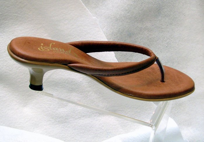 Island Slipper Women's X912 Sandal - COGNAC