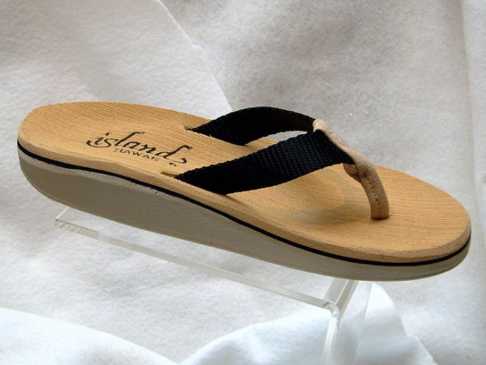 Island Slipper Women's DX111 Sandal - BLACK