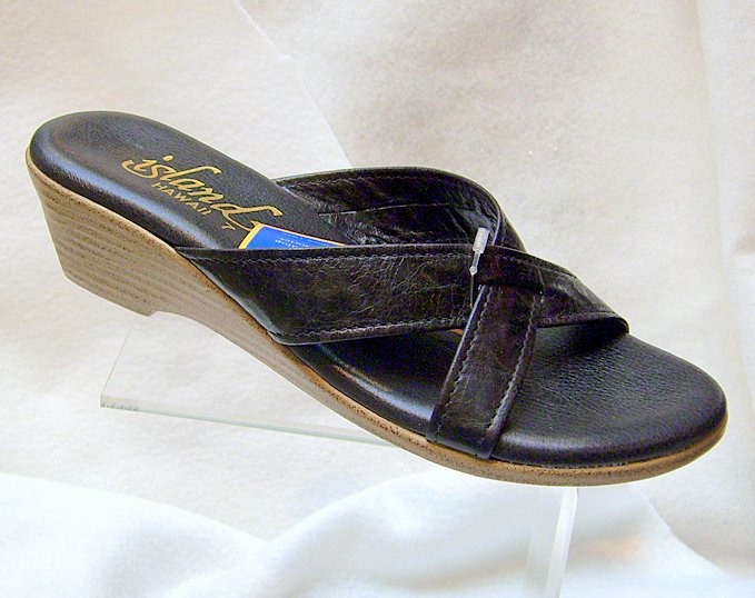 Island Slipper Women's T940 Sandal - BLACK