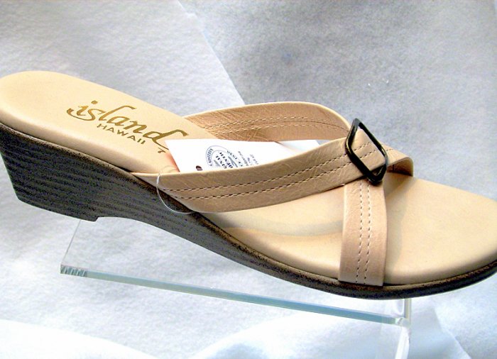 Island Slipper Women's T924 Sandal - COCONUT