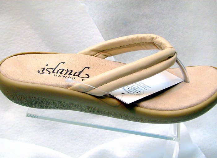 Island Slipper Women's DT300 Sandal - COCONUT