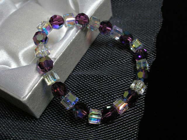 Swarovski Crytsal Bracelet (MYR 128.00)