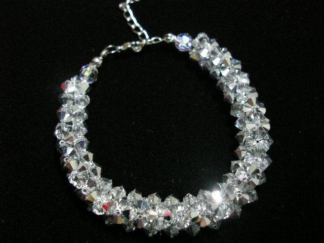 Swarovski Crytsal Bracelet (MYR 218.00)
