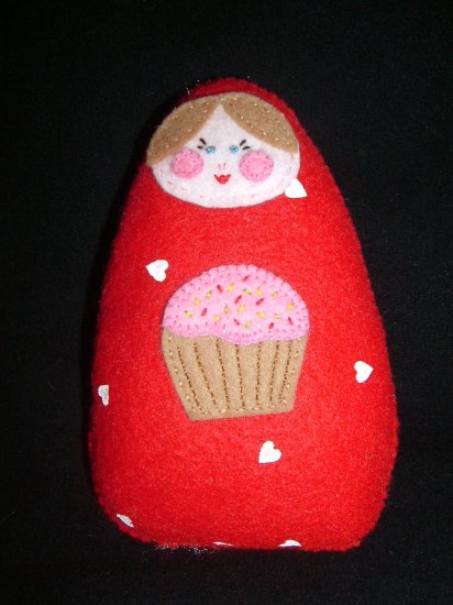 Cassi with a Cupcake - Cuddli DiDi Doll