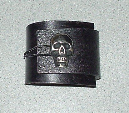 Leather Wristband with skull