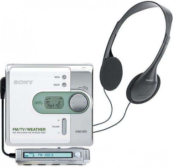 Sony MZ-NF520 Net MD Walkman recorder/player with FM/TV/weather band remote