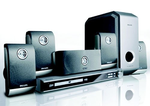 Philips HTS3400 High Power 700 Watts Progressive Scan Home Entertainment System
