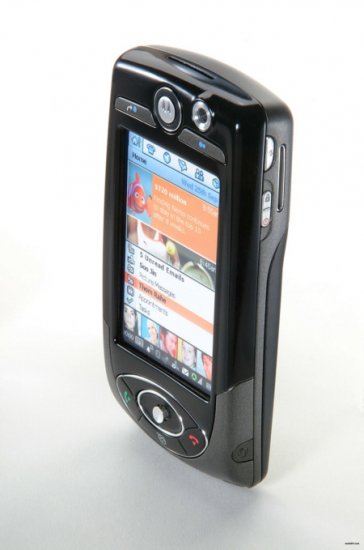 Motorola A1000 Tri-Band GSM Camera Bluetooth PDA Phone (Unlocked)