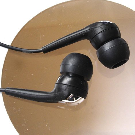 FREE SHIPPING -- BRAND NEW Genuine SONY MDR-EX71 Headphone Black+extenison cable+ leather case