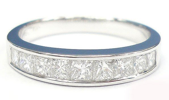 18K White Gold 0.52cts. Diamond Wedding Band