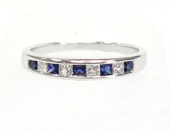 18K White Gold 0.21cts. Diamond & 0.29cts. Blue Sapphire Diamond Wedding Band
