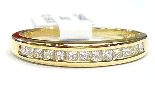 18K Yellow Gold 0.32cts. Diamond Wedding Band