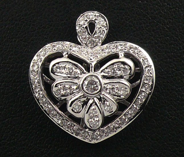 18K White Gold 0.33cts Diamond Pendant