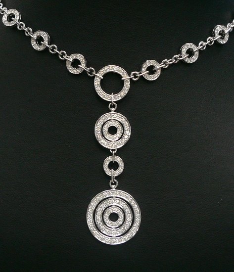 18K White Gold 2.73cts Diamond Necklace