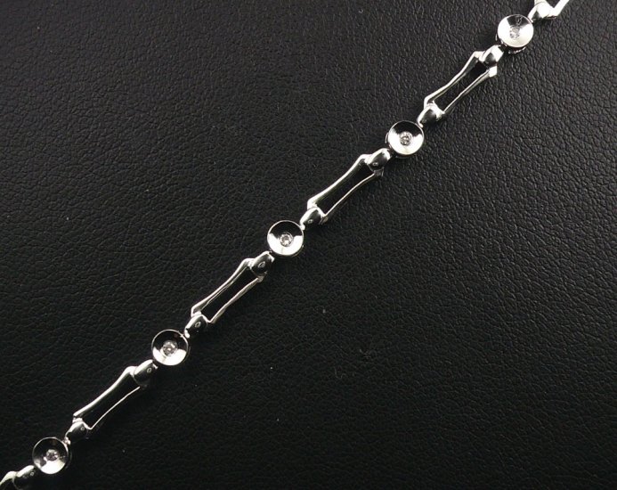 18K White Gold 0.10cts Diamond Bracelet