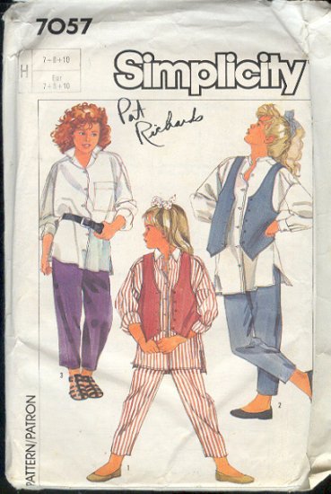Simplicity Sewingi Pattern 7057 Girl's Big hirt, Vest and Pants, Size 7 8 10