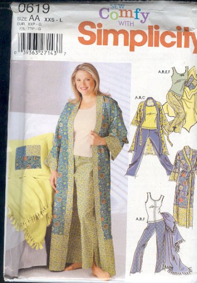 Simplicity Sewing Pattern Gorn, Pajamas, Robe, Sizes 4 - 20
