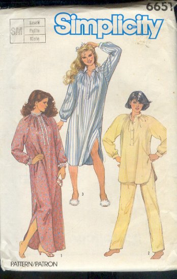 Simplicity Sewing Pattern 6651 Night Gown and Pajamas