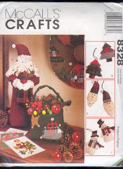McCall's Sewing Pattern 8238, Ornaments, Bag, Santa Doll and Wreath