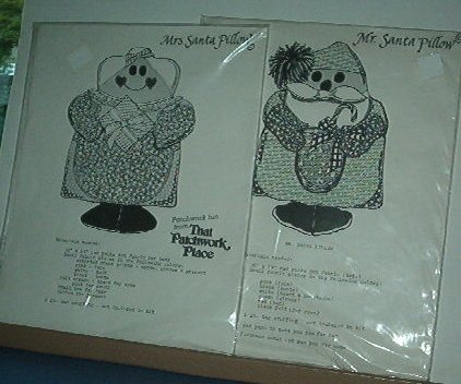 Sewing Pattern Christmas Patchwork Place Mr and Mrs Santa Pillows 14"