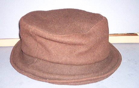 Hat - Brown - 70% wool, 30% Nylon, London Fog, lined - One size fits all -