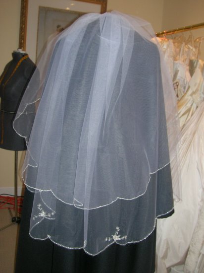 Bridal veil 202 White