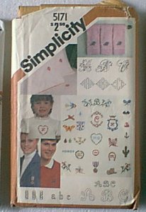 Embroidery Transfers 6 Alphabets 24 Motifs Simplicity Pattern 5171 1 pc Cut