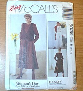 Womans Day Collection Cut to Fit Vest Dress Jumpsuit McCalls Sewing pattern 5028 Sz B 8 10 12 Uncut