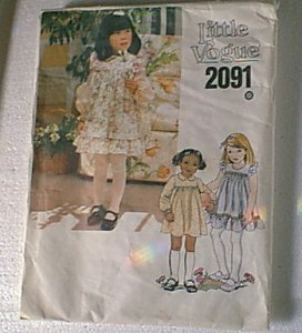 Little Vogue Toddler Dress Jumper Sundress Sewing Pattern 2091 Sz 4 Uncut