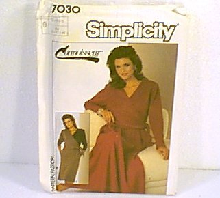 Connoisseur Misses Dress Straight or ½ Circle Skirt Simplicity Sewing Pattern 7030 Uncut 12 14 16