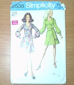 Misses Front Wrap Dress & Sash Simplicity Sewing Pattern 8538 Sz 14 Cut