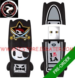 Pirate Nero mimobot® 2GB USB Flash Drive by tokidoki