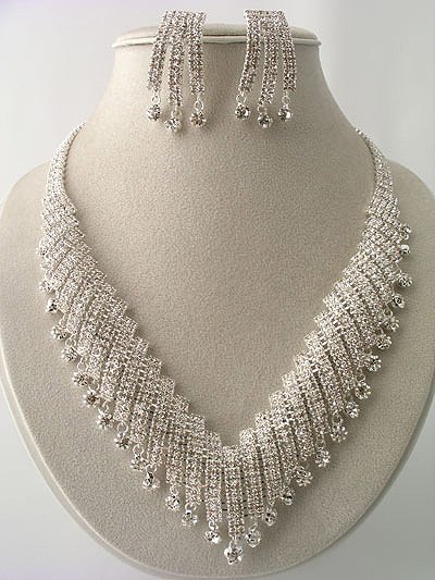 "Marilyn" Designer Necklace/Earring Set Reg $119.99